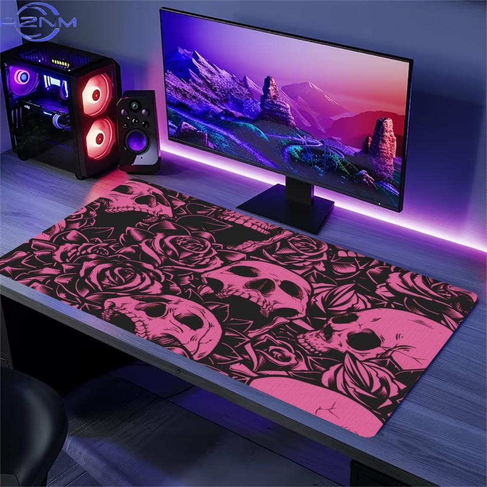 Desk Setup Pink - แผ่นรองโต๊ะลายหัวกะโหลกดอกกุหลาบสีชมพู พร้อมขอบเย็บกันลื่น สำหรับวางคีย์บอร์ดเกมมิ่ง แล็ปท็อป และคอมพิวเตอร์ในสำนักงาน
